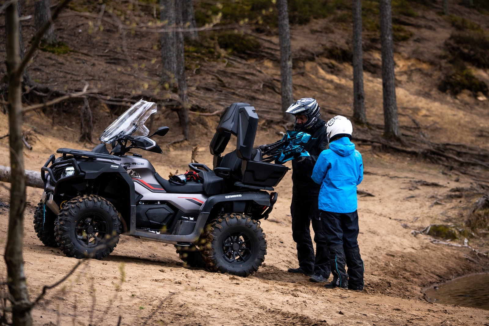 картинка CFORCE 600 EPS ОВЕРЛЭНД CFORCE 600 Overland EPS 