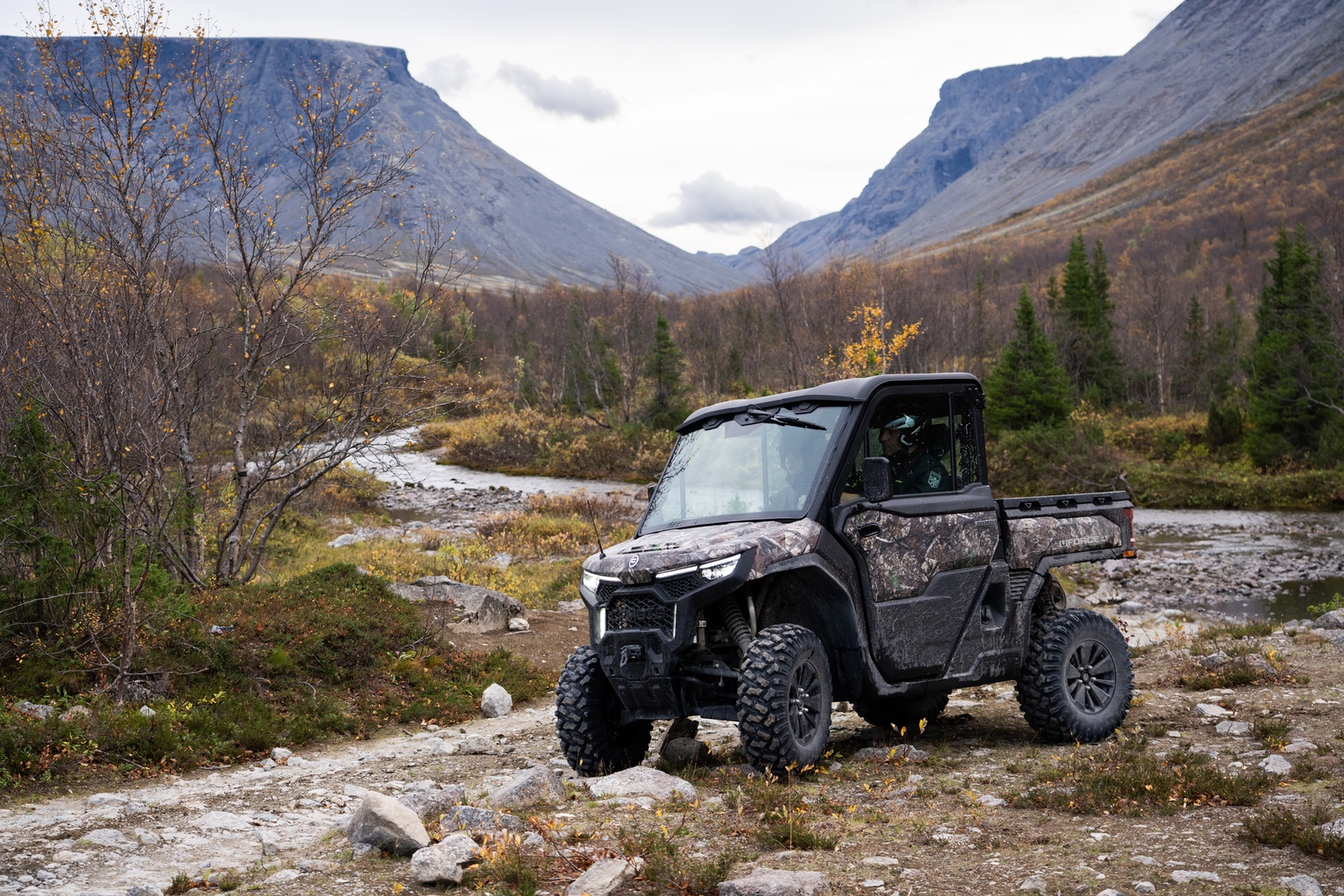 картинка CFMOTO UFORCE U10 PRO EPS Highland 