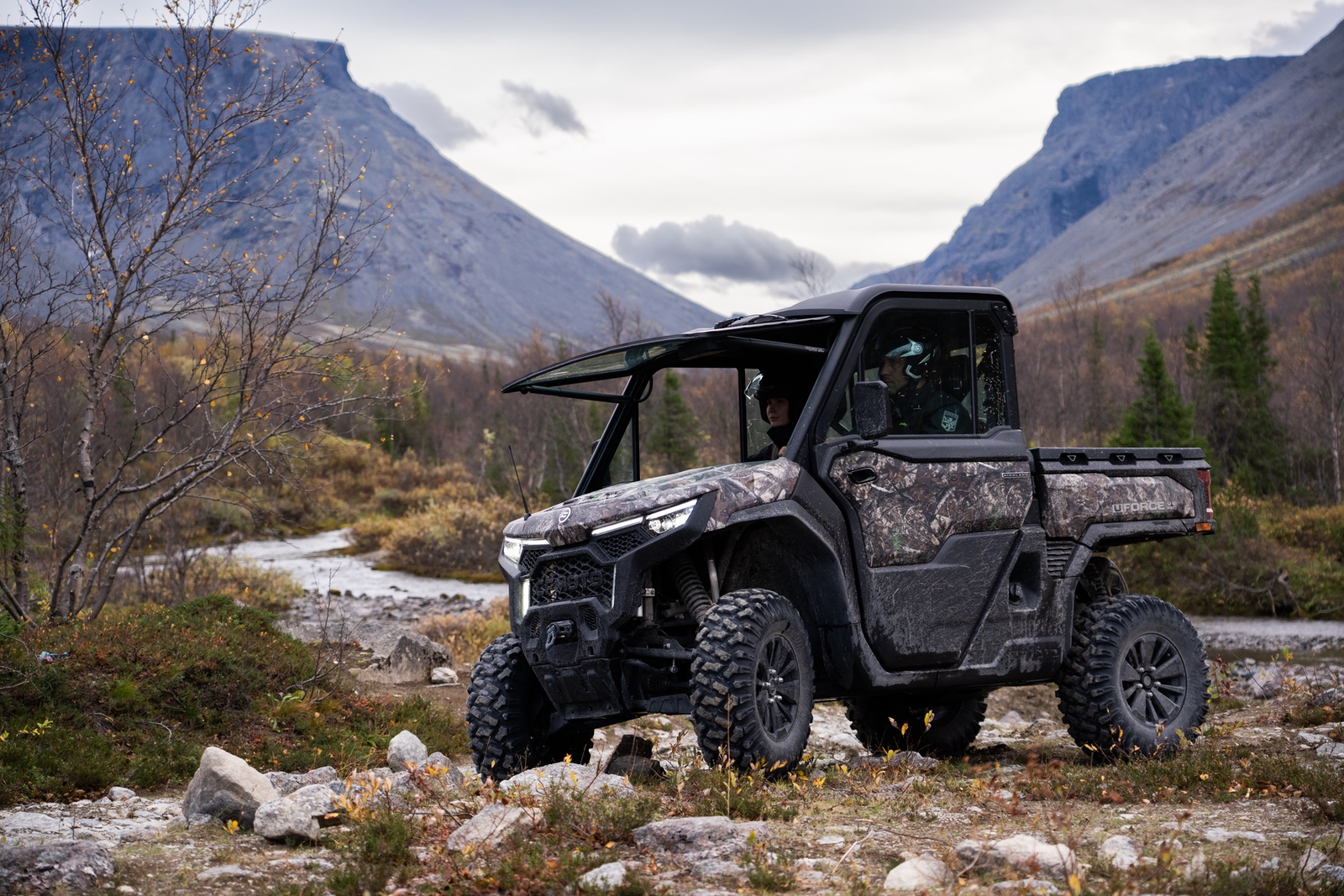картинка CFMOTO UFORCE U10 PRO EPS Highland 