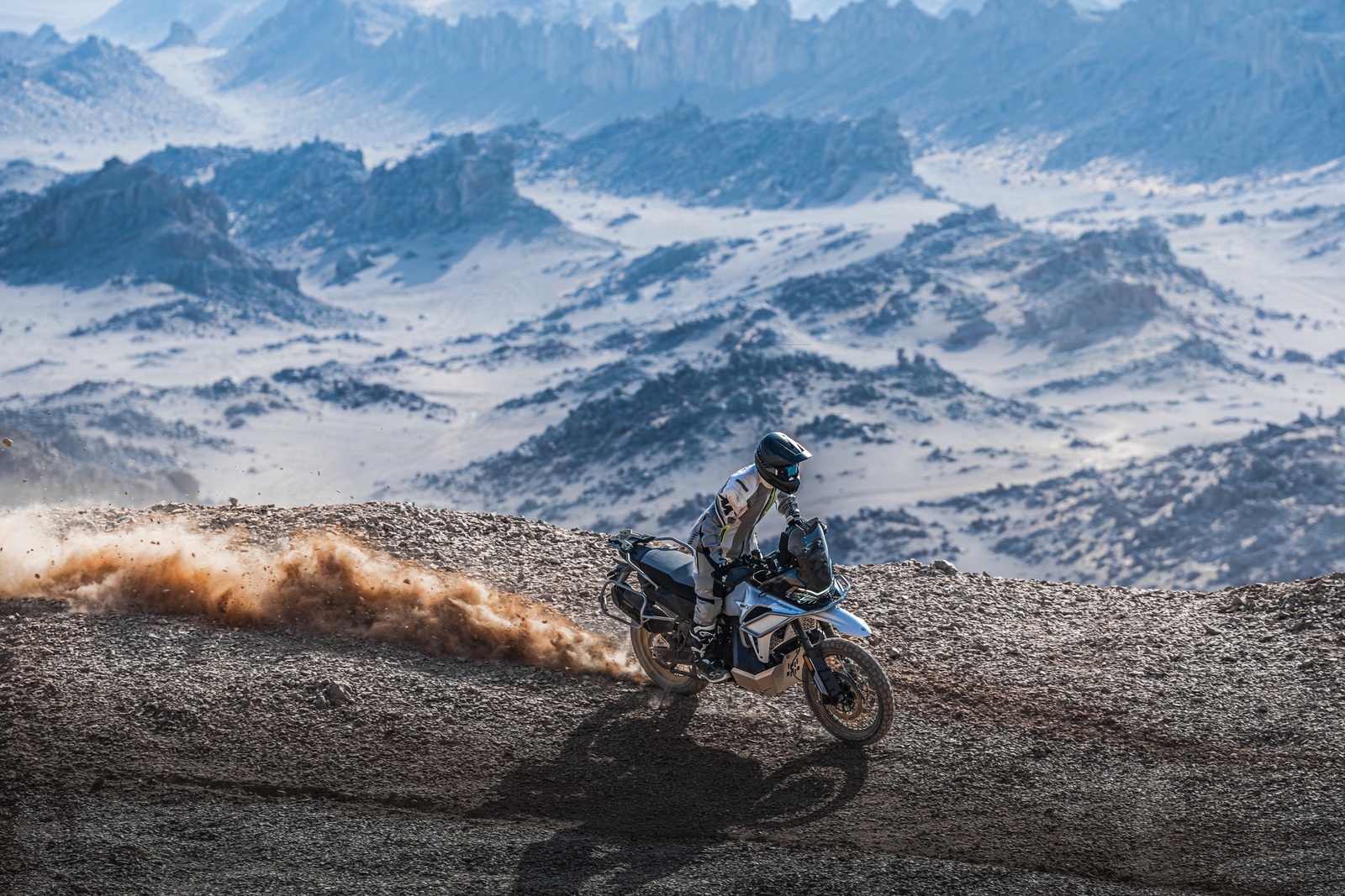 картинка CFMOTO 1000MT-X Турист (1000MT-X Touring) 